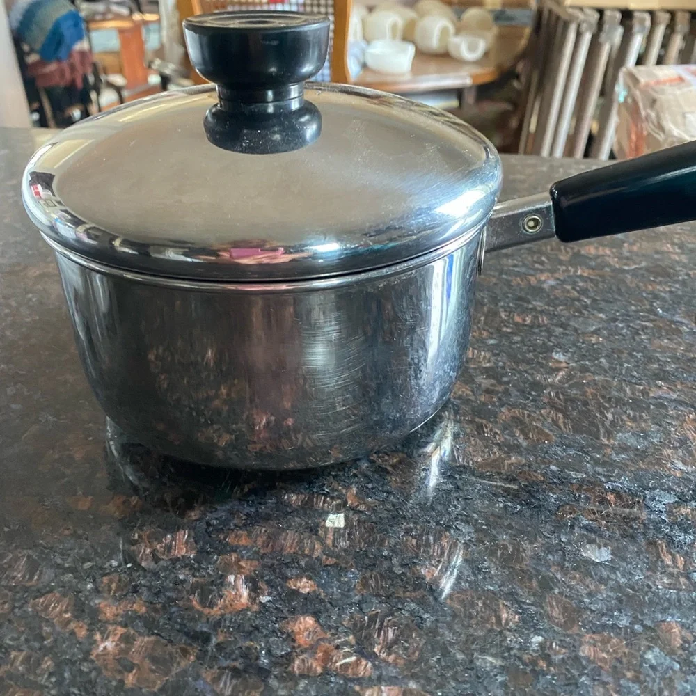 1 Revere Ware 1 Quart Stainless Steel Pan